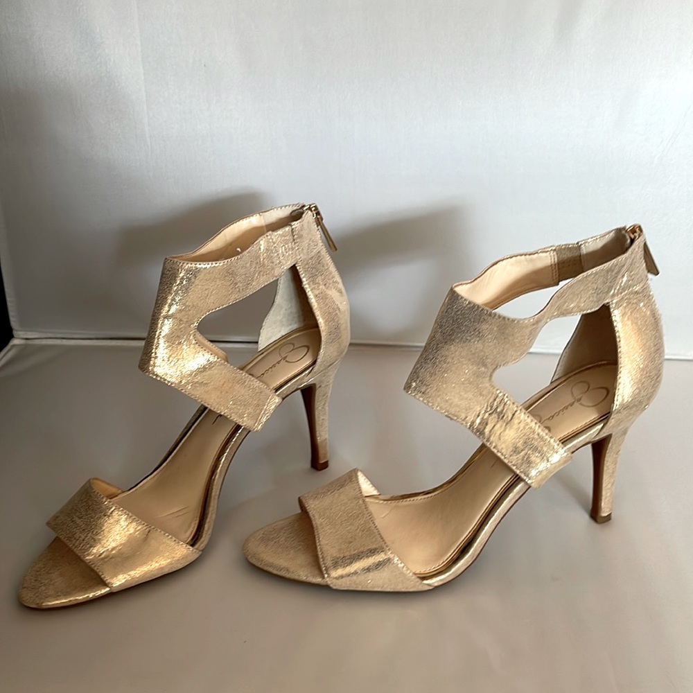 Great summer heels!
